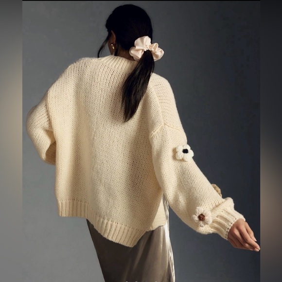 Anthropologie Maeve Chunky Knitted Cream 3D Floral Embellished Cardigan - Picture 3 of 10
